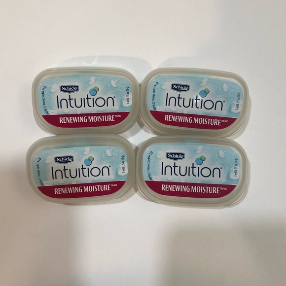Add-on: Schick Intuition Razor refills x 4 - Picture 3 of 3